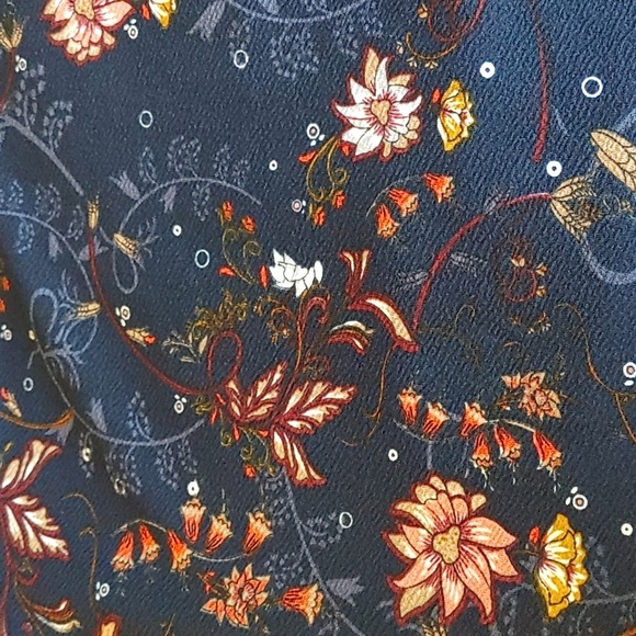 2/$30 NWT WOMEN'S FLORAL SKIRT - Picture 5 of 7